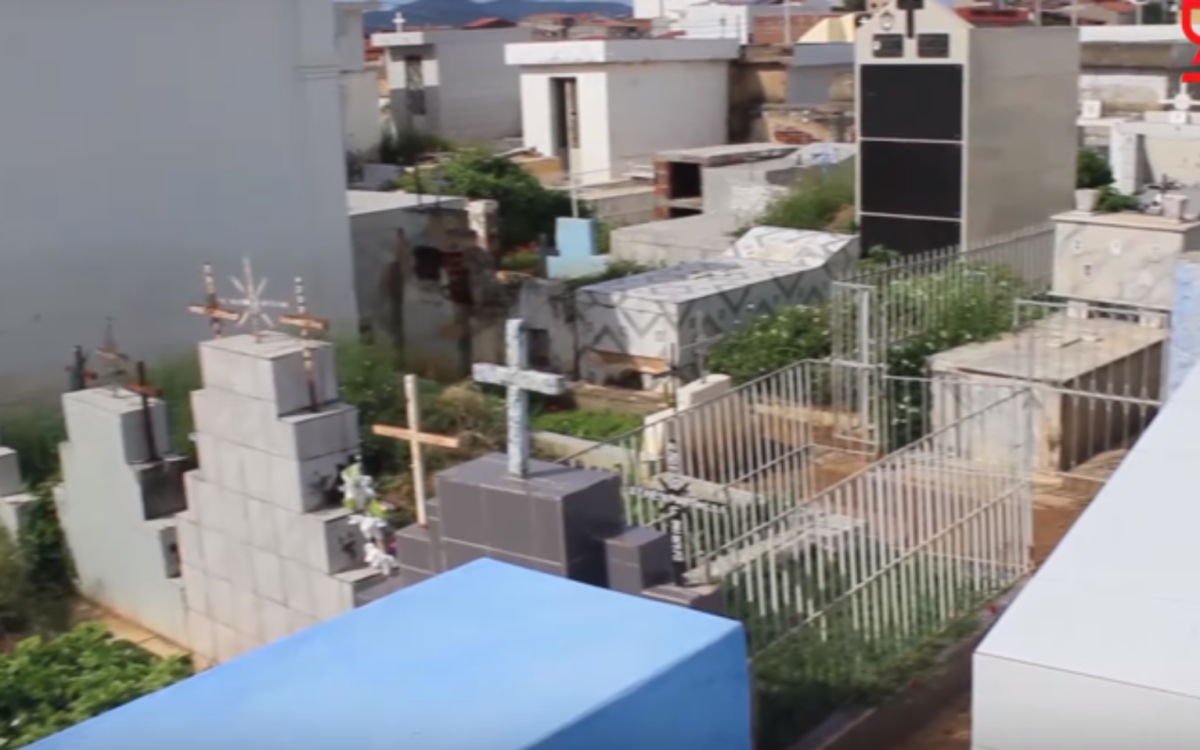 Obras de ampliação de cemitério em Serra Talhada se arrastam há 4 anos