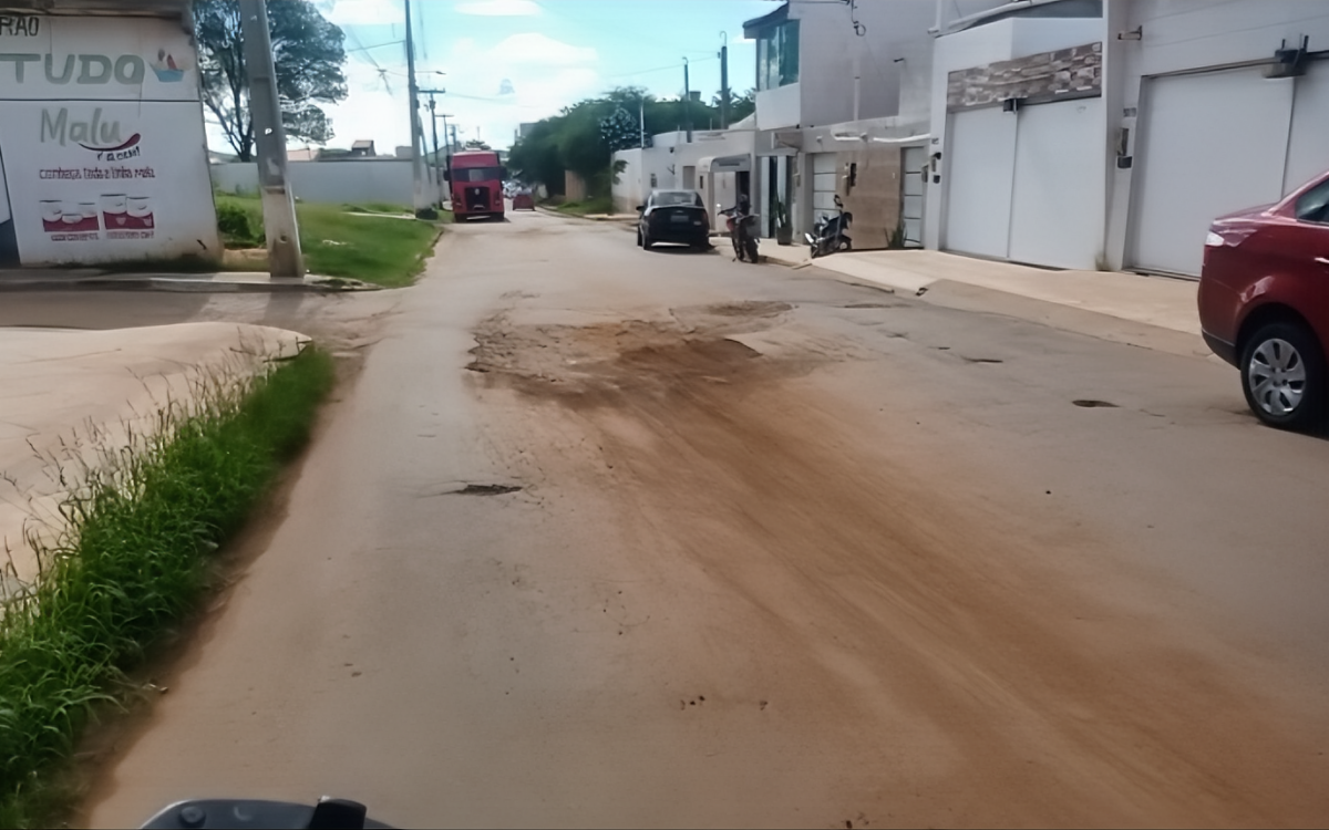 Importante avenida de Serra Talhada está intransitável