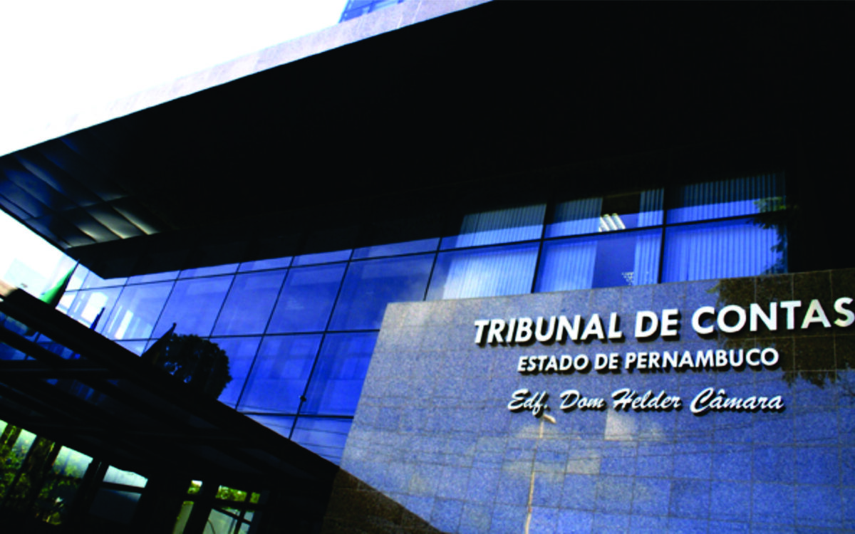 Processos de Flores e Santa Cruz da Baixa Verde serão julgados hoje no TCE-PE